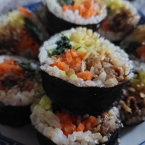 巻き寿司ꕤ 鮭＊卵＊しそ